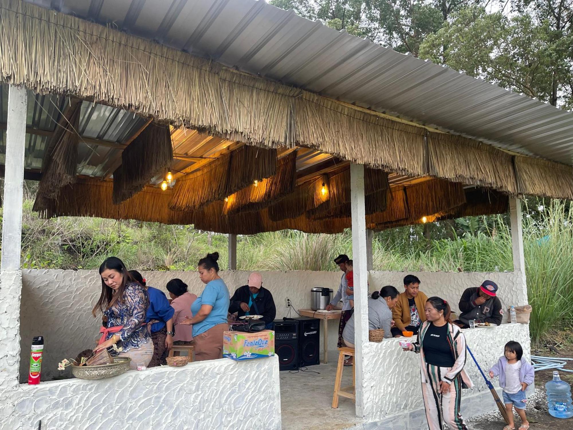 库布盼洛坎 Triangular House And Hot Spring酒店 外观 照片