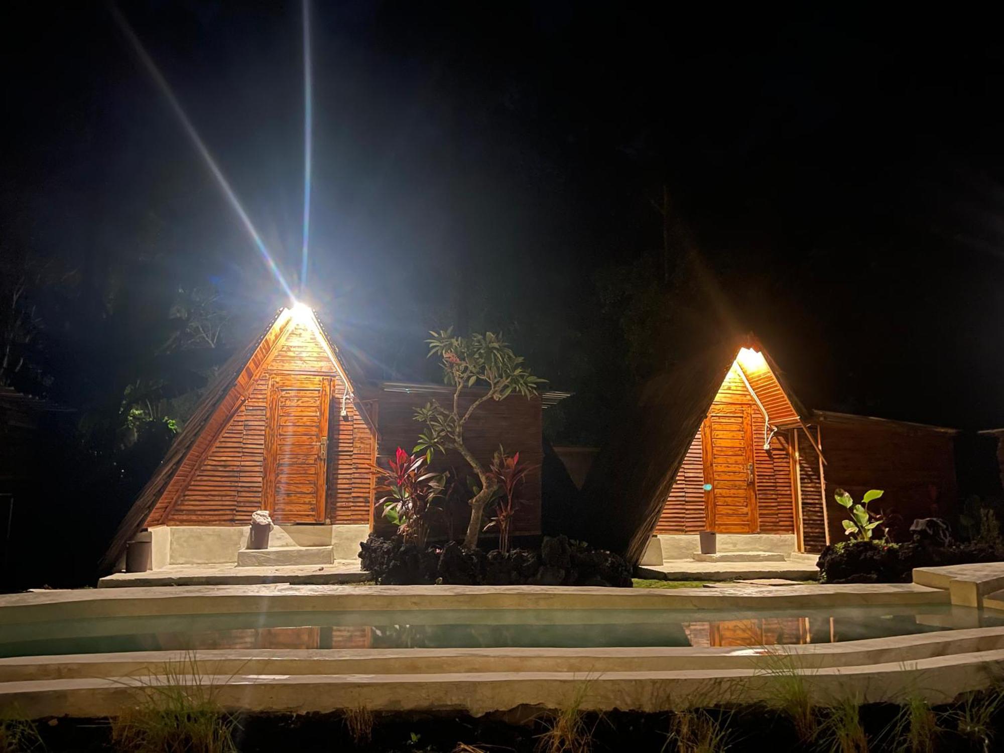 库布盼洛坎 Triangular House And Hot Spring酒店 外观 照片